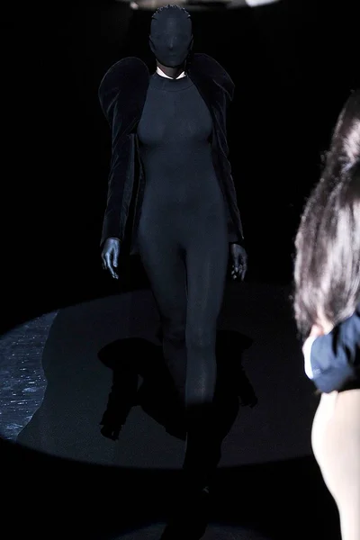 Look 20